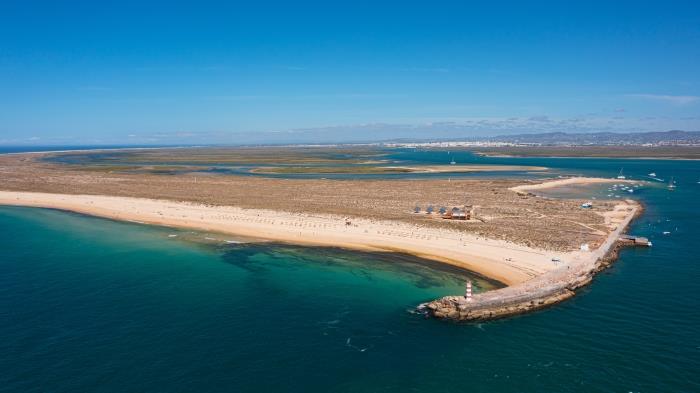 Discovering the Ria Formosa Natural Park and its islands